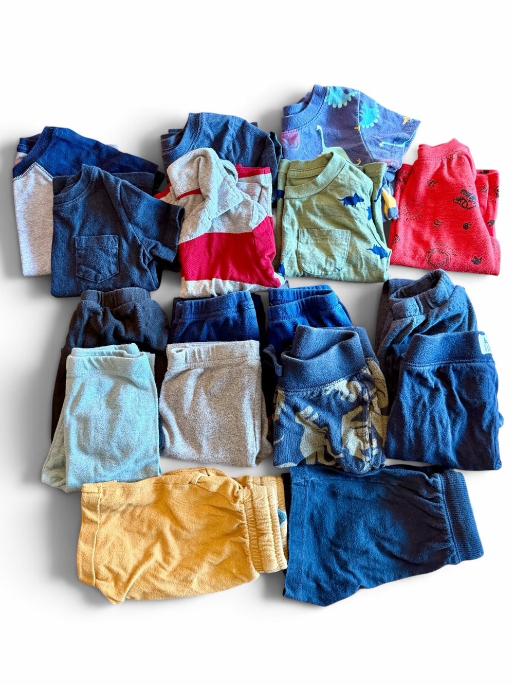 Boys’ 12-18M 17-Piece Bundle of Clothing